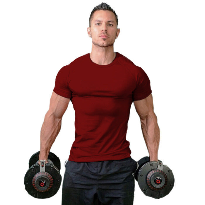 Pure monochrome fitness t-shirt.