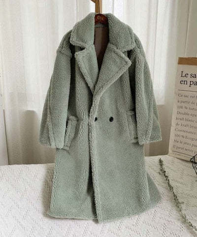 Manteau en fourrure,.